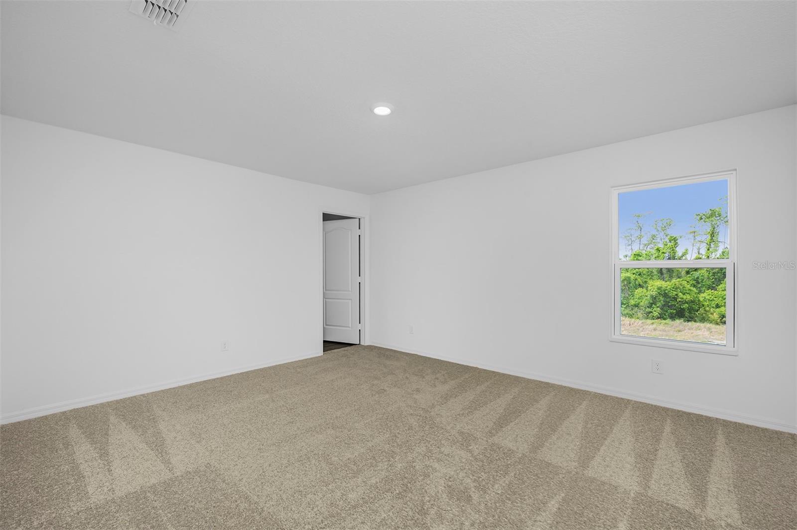 Image 13 of 20 For 580 Bay Leaf Drive