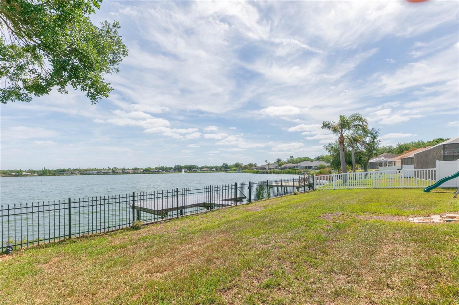 Listing photo id 45 for 7227 Colonial Lake Drive