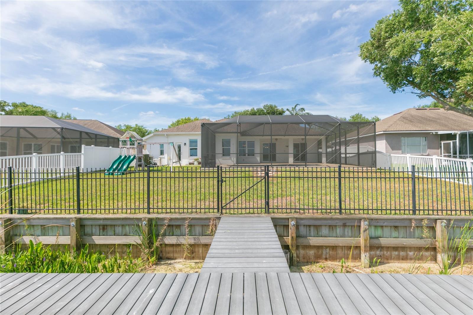 Listing photo id 46 for 7227 Colonial Lake Drive