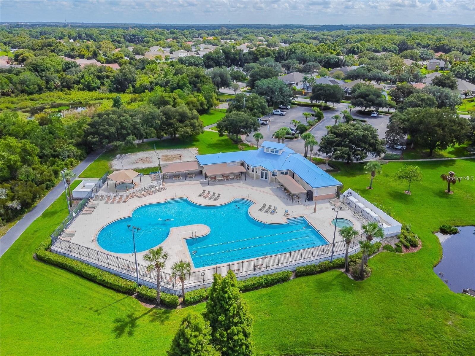 Listing photo id 59 for 7227 Colonial Lake Drive