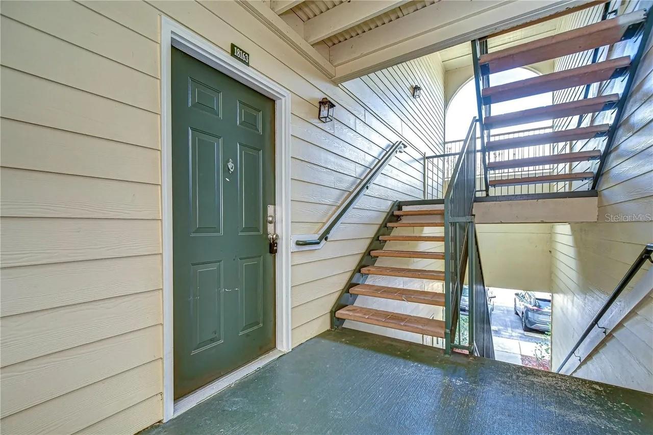 Listing photo id 1 for 18163 Bridle Club Drive 18163