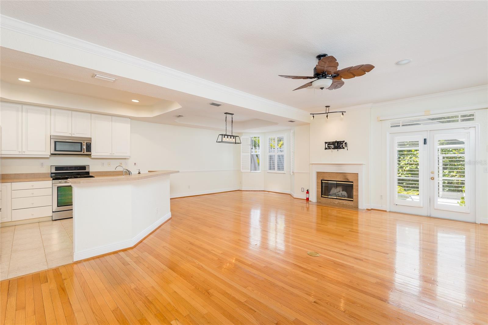 Image 15 of 36 For 2876 Bayshore Trails Drive