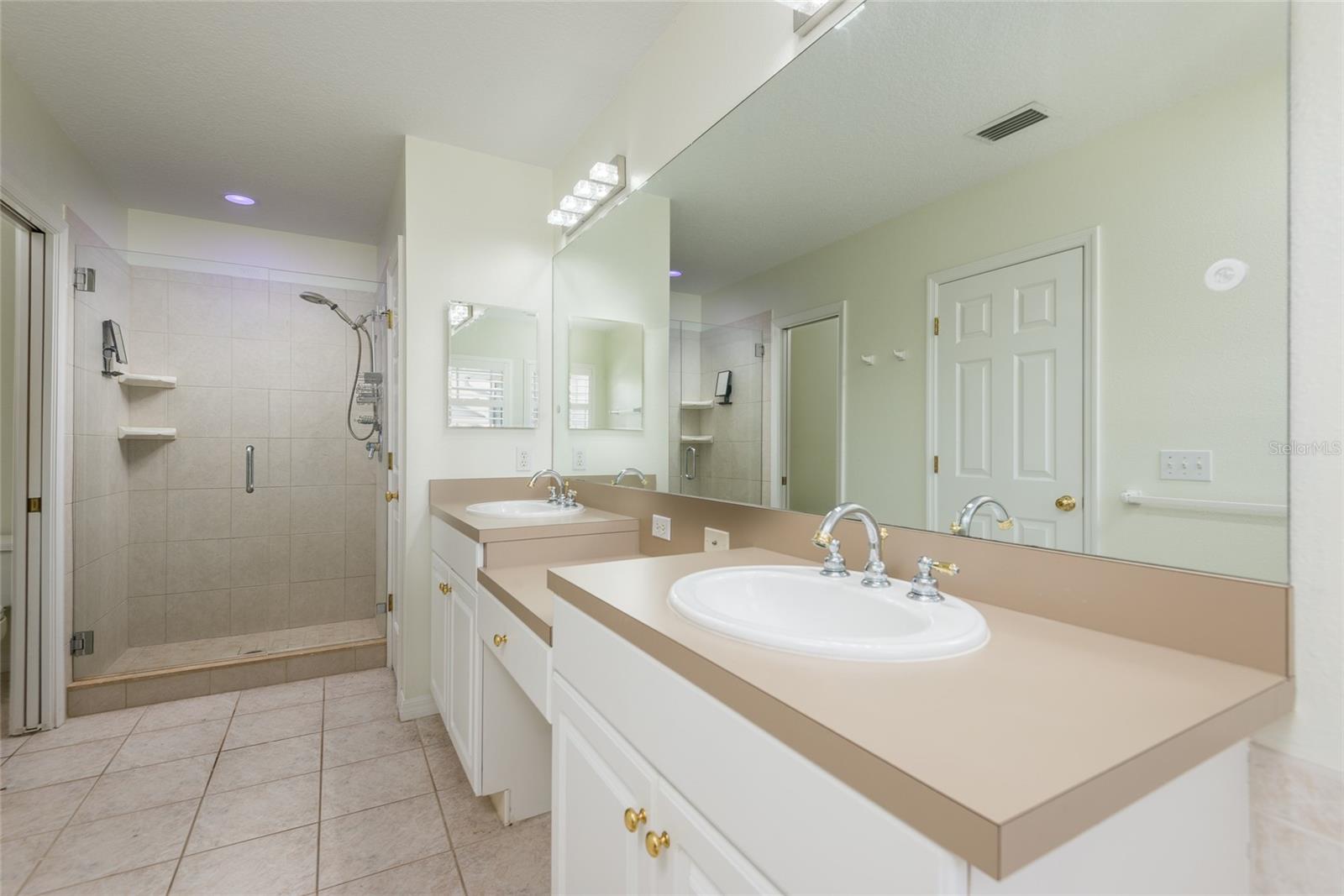 Image 24 of 36 For 2876 Bayshore Trails Drive