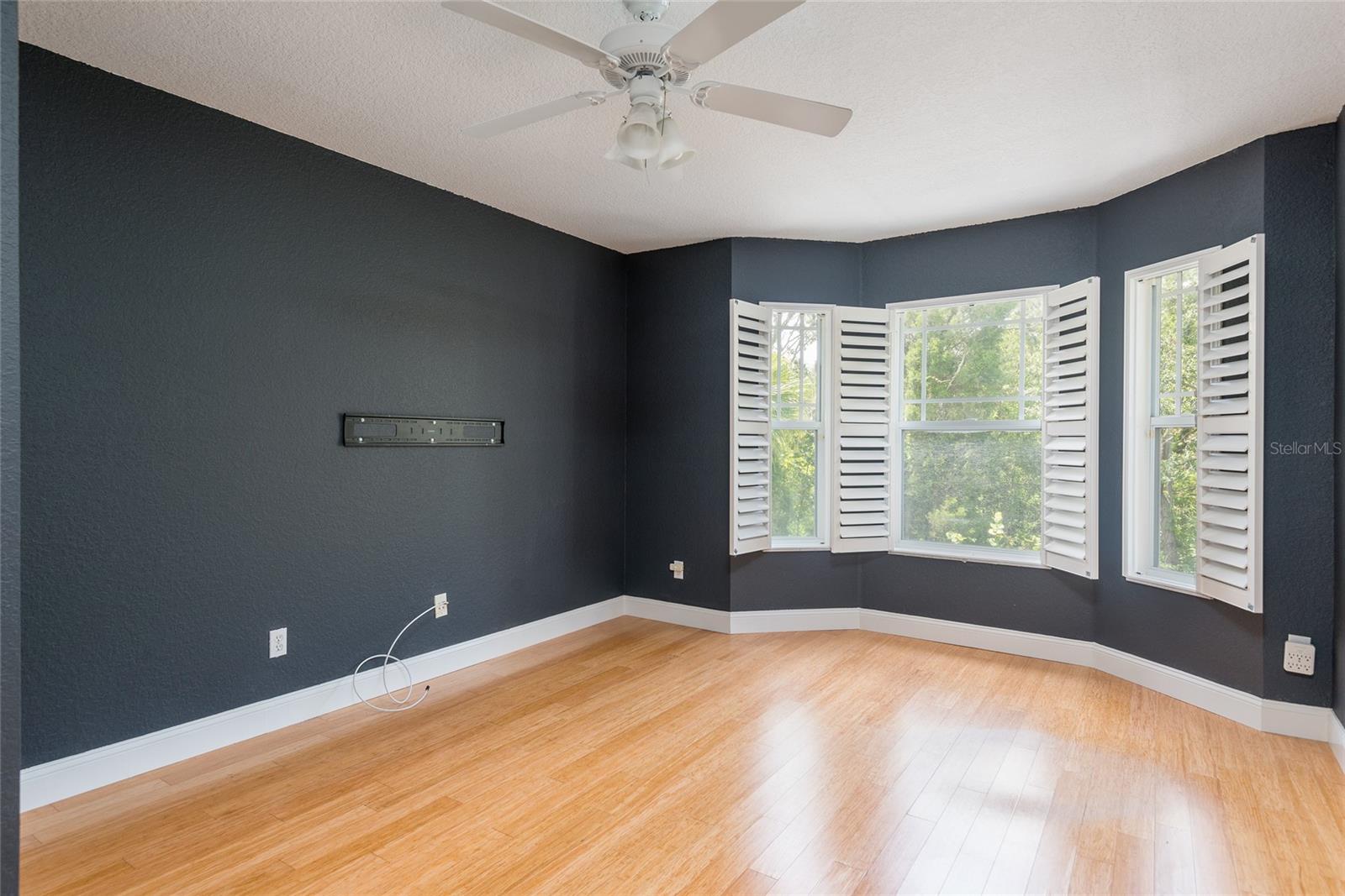 Image 28 of 36 For 2876 Bayshore Trails Drive