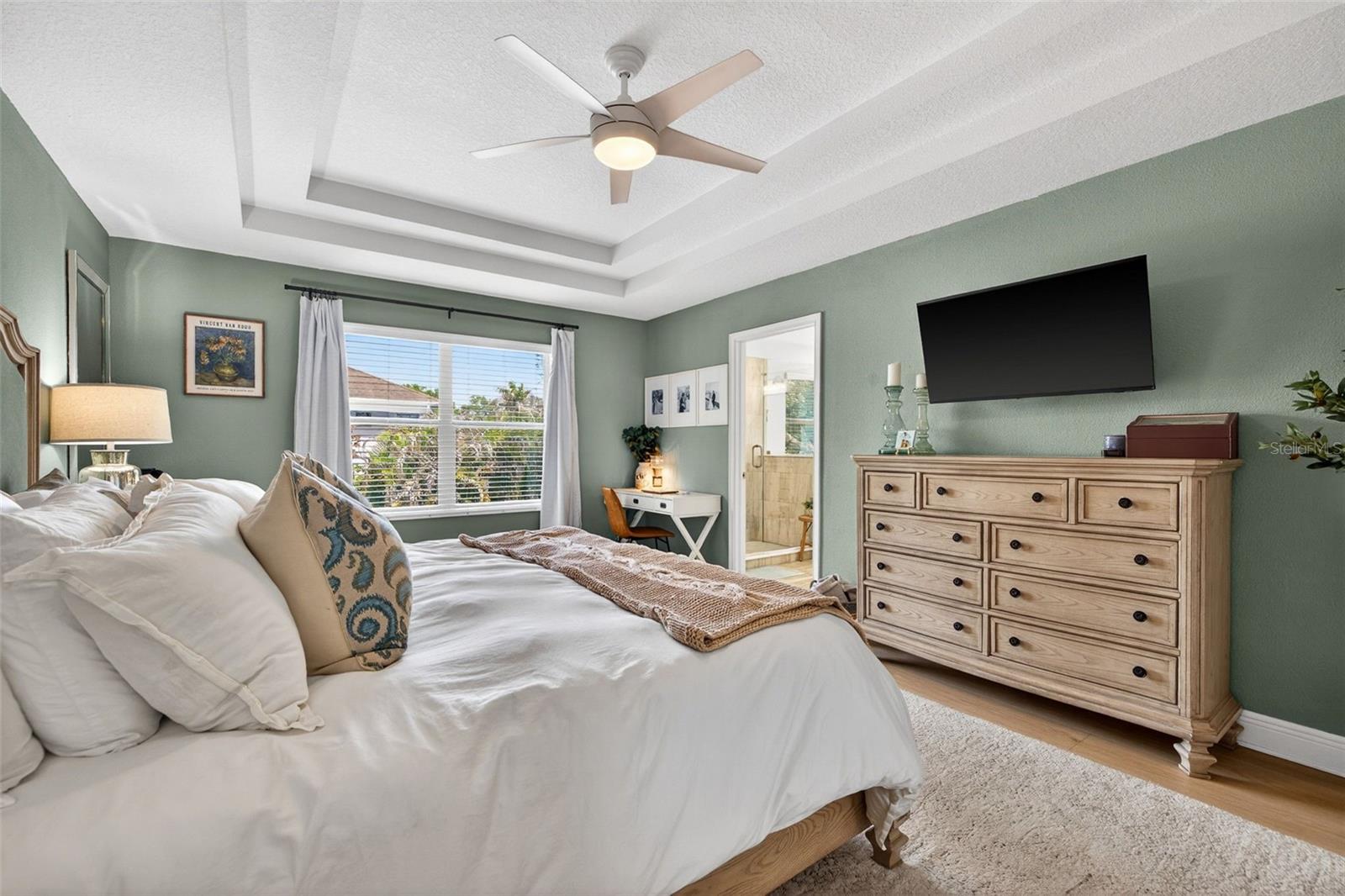 Listing photo id 22 for 1031 Alfred Street