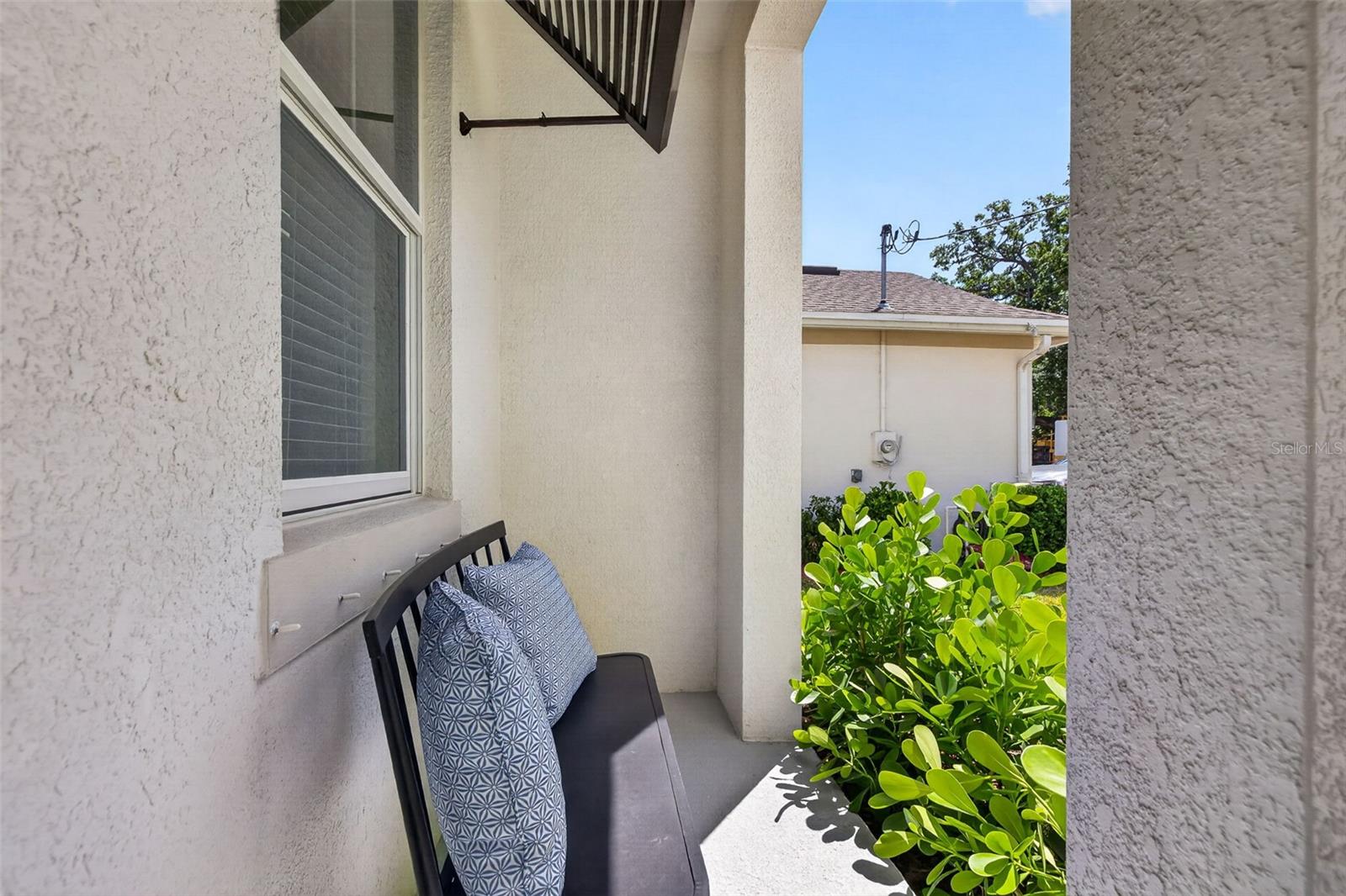 Listing photo id 1 for 1031 Alfred Street