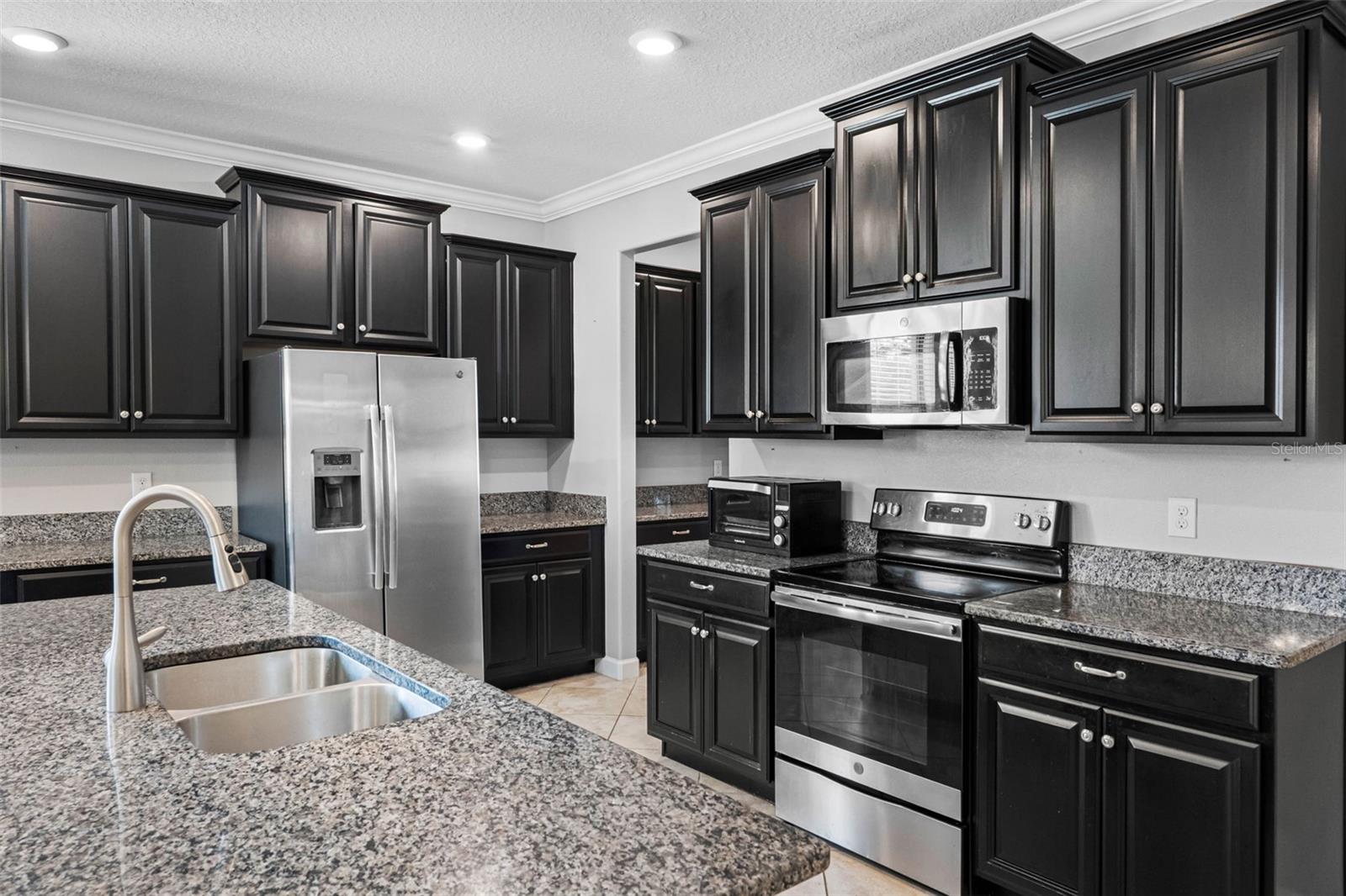 Image 15 of 88 For 10066 Victory Gallop Loop