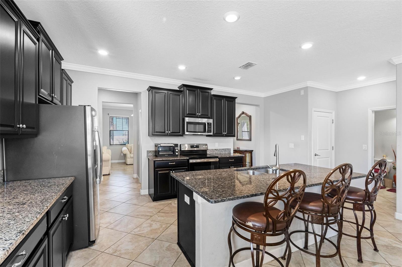 Image 17 of 88 For 10066 Victory Gallop Loop