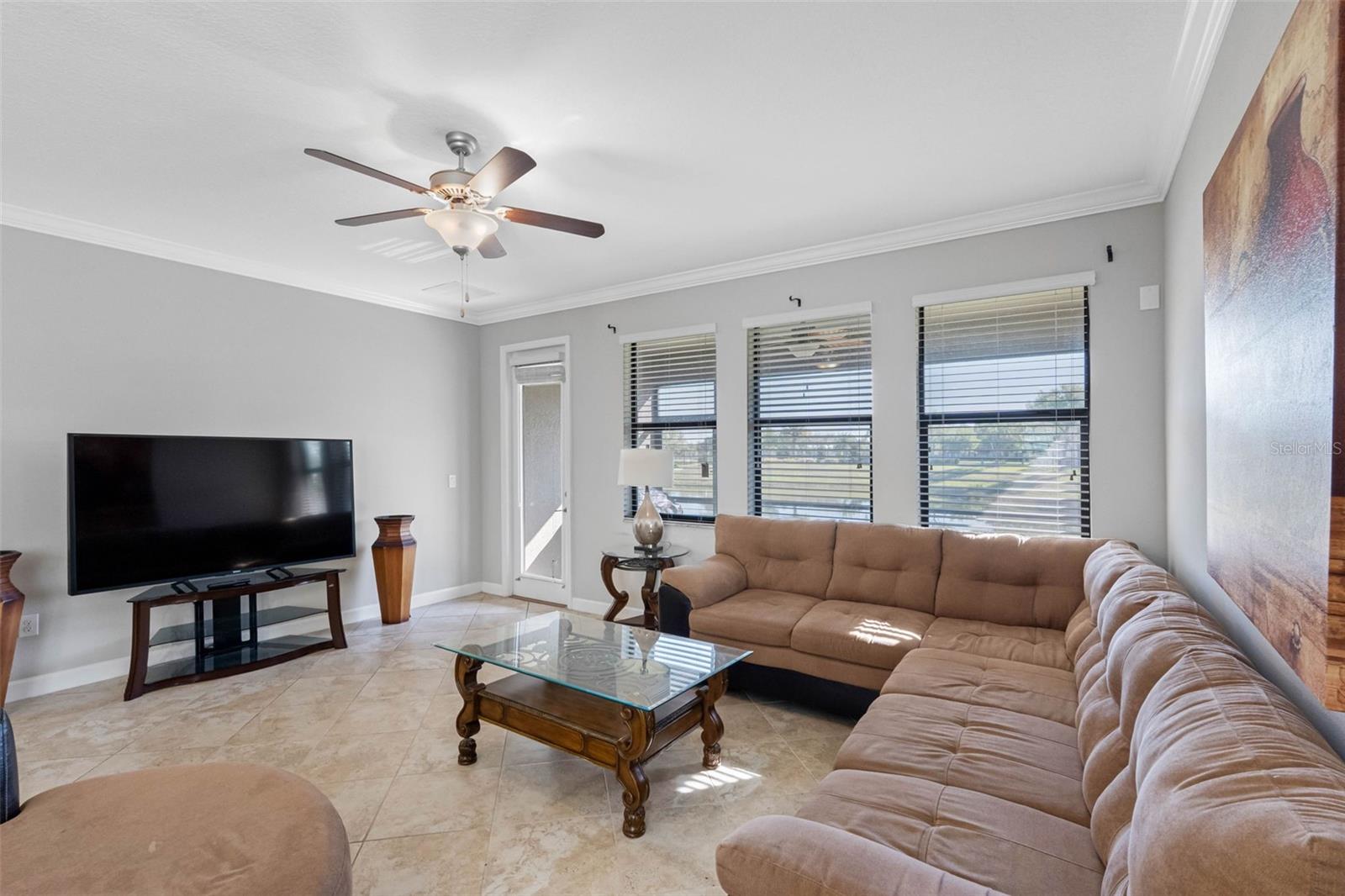 Image 22 of 88 For 10066 Victory Gallop Loop