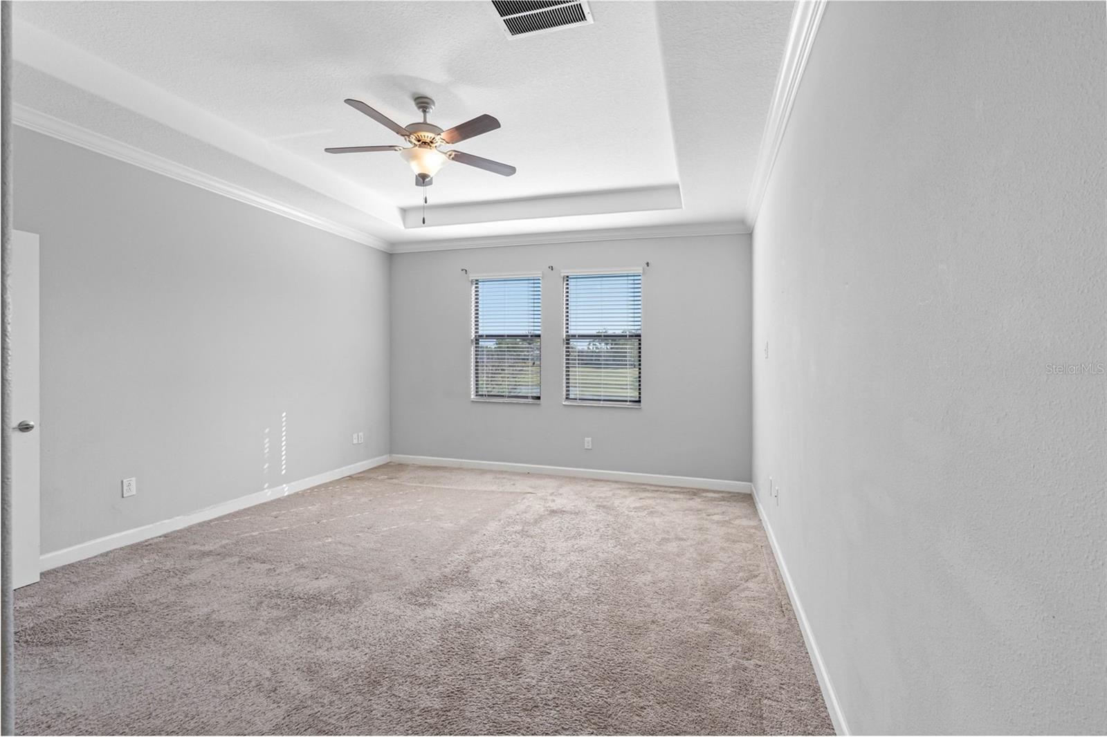 Image 28 of 88 For 10066 Victory Gallop Loop