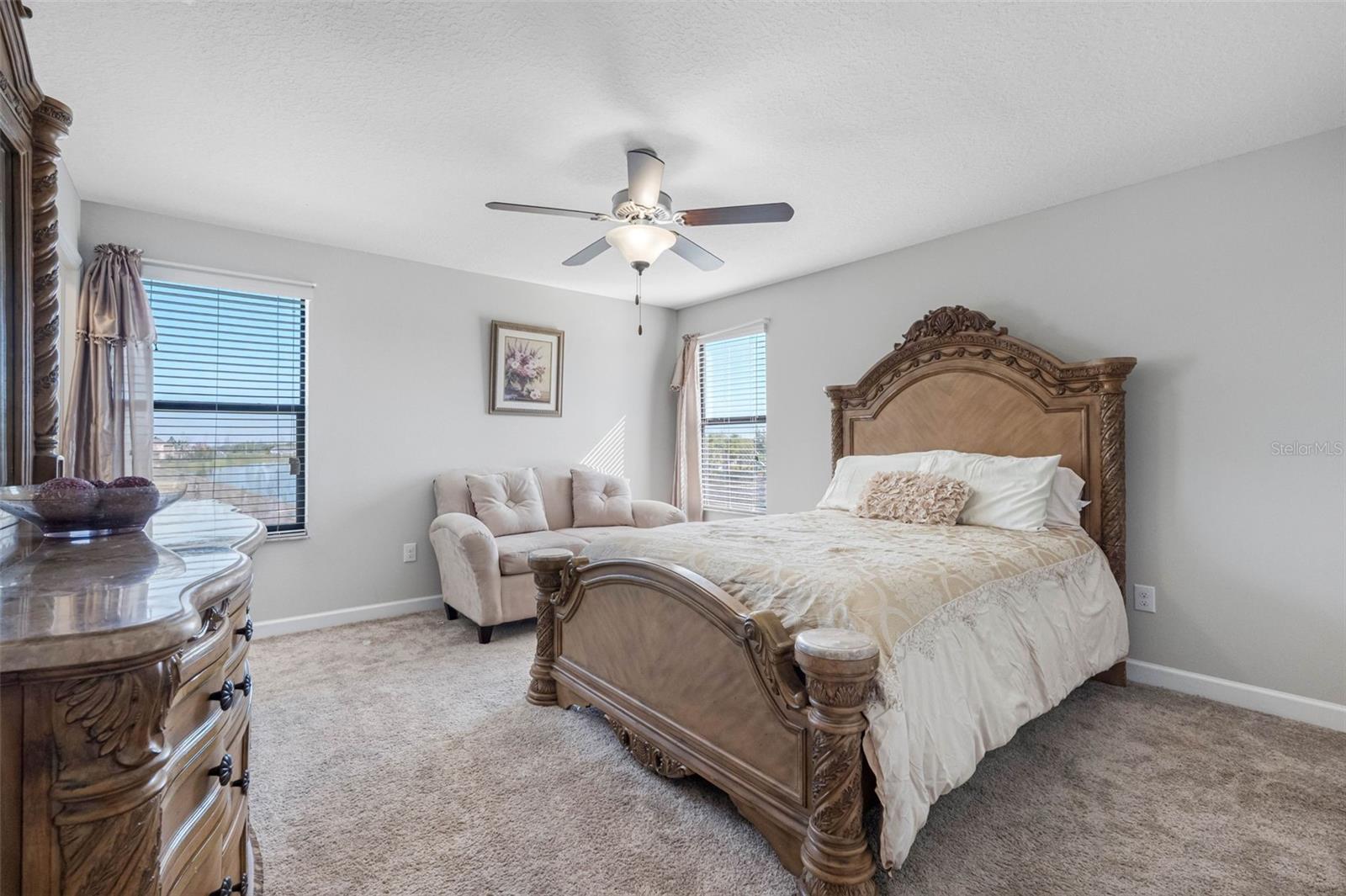 Image 49 of 88 For 10066 Victory Gallop Loop