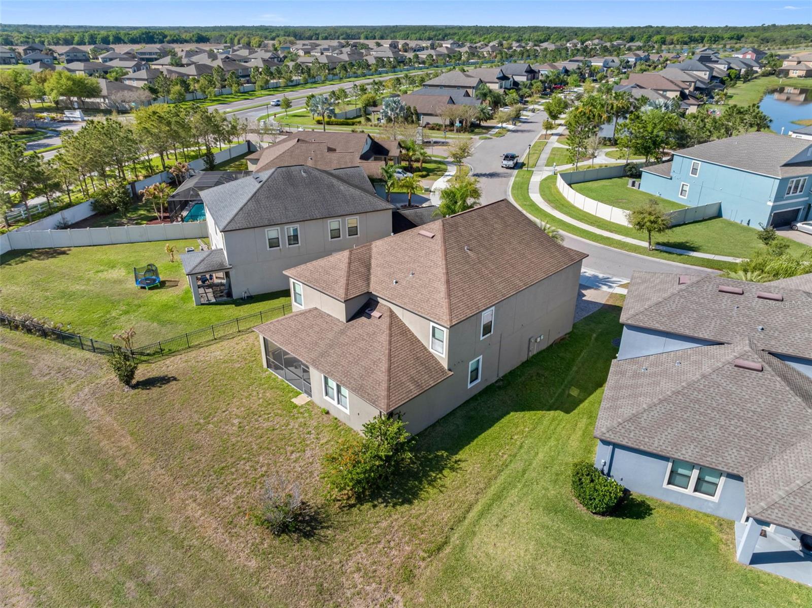 Image 5 of 88 For 10066 Victory Gallop Loop