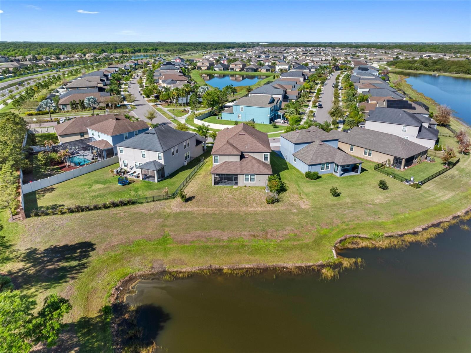 Image 6 of 88 For 10066 Victory Gallop Loop