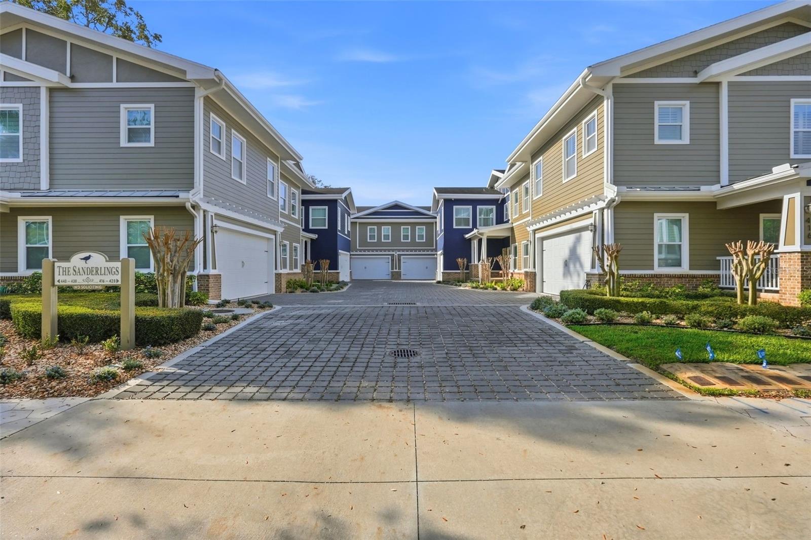 Image 18 of 31 For 430 11th Avenue Ne