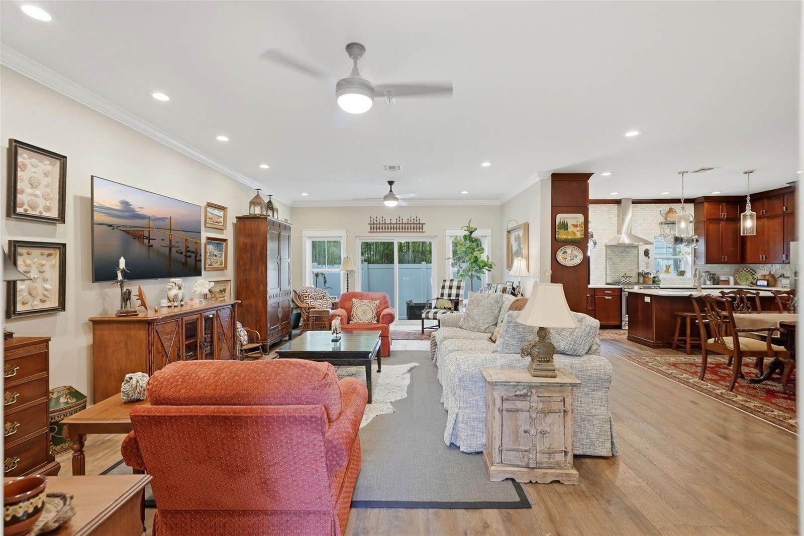 Image 21 of 31 For 430 11th Avenue Ne