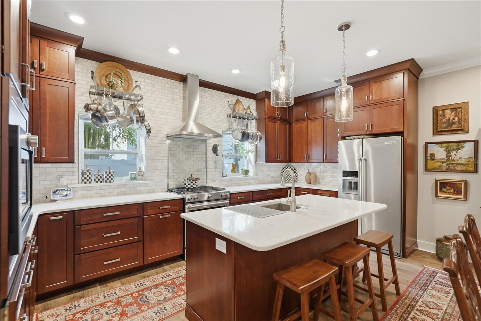 Image 22 of 31 For 430 11th Avenue Ne