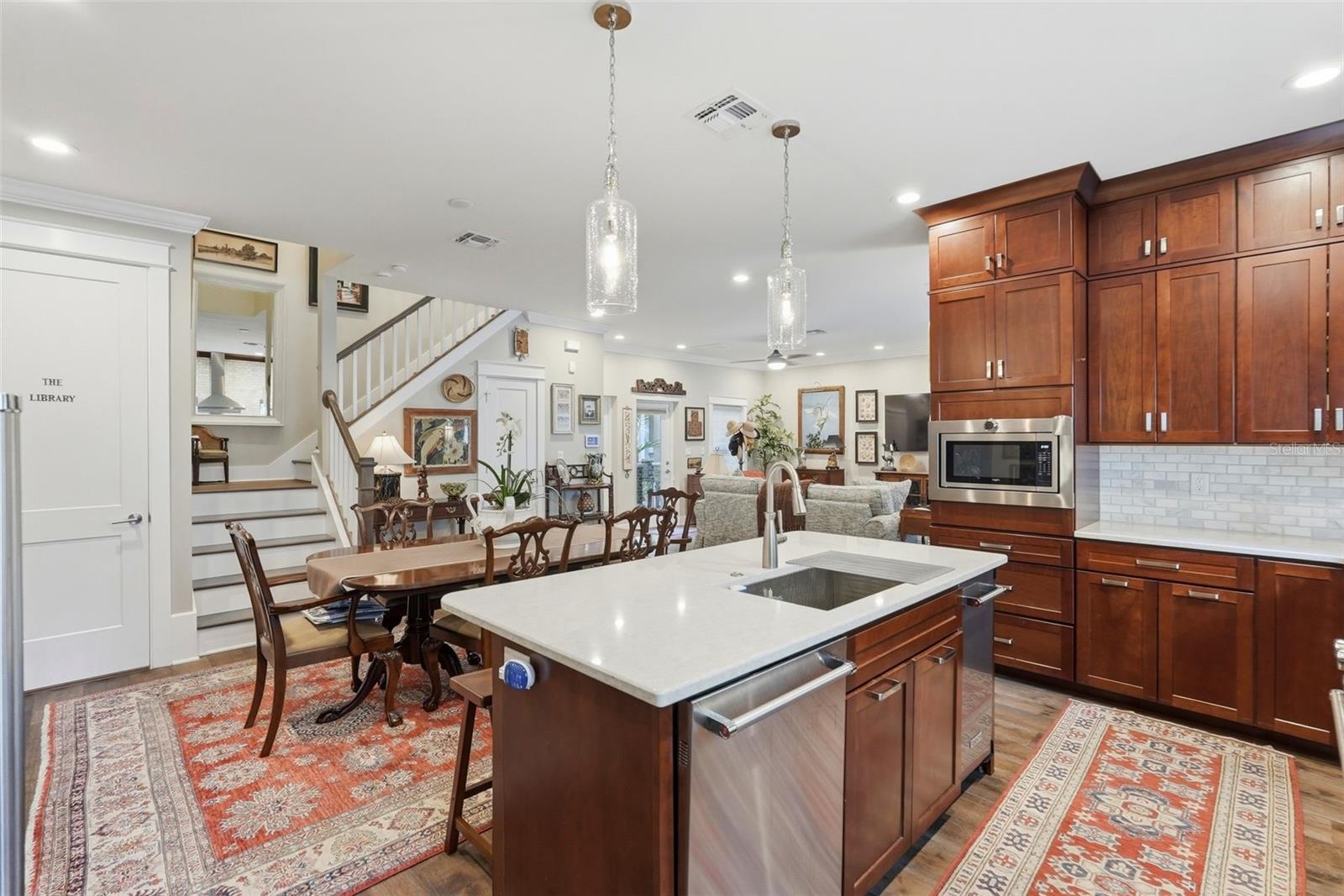 Image 24 of 31 For 430 11th Avenue Ne