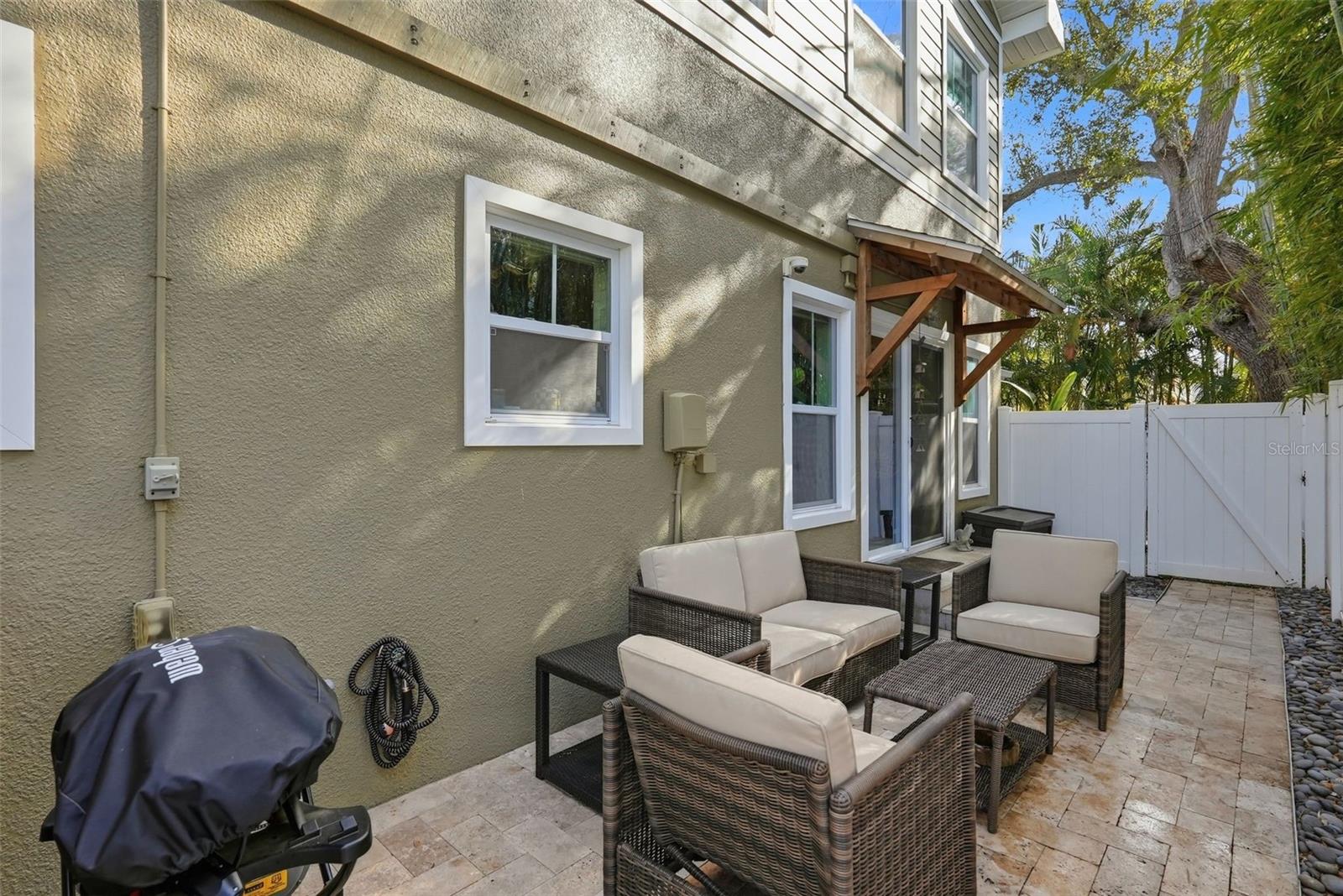 Image 27 of 31 For 430 11th Avenue Ne