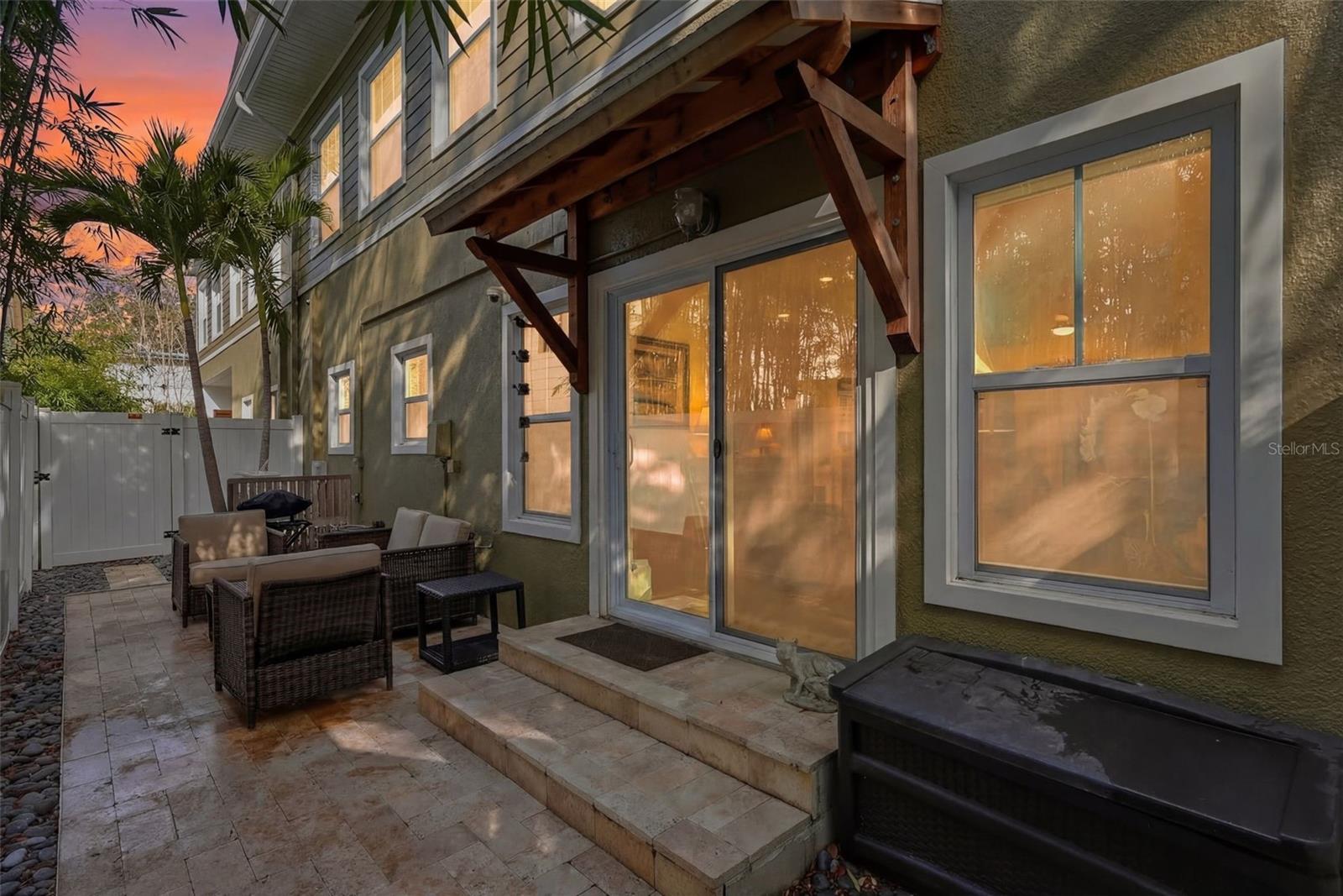 Image 28 of 31 For 430 11th Avenue Ne