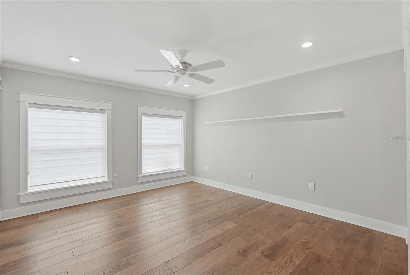 Image 9 of 31 For 430 11th Avenue Ne