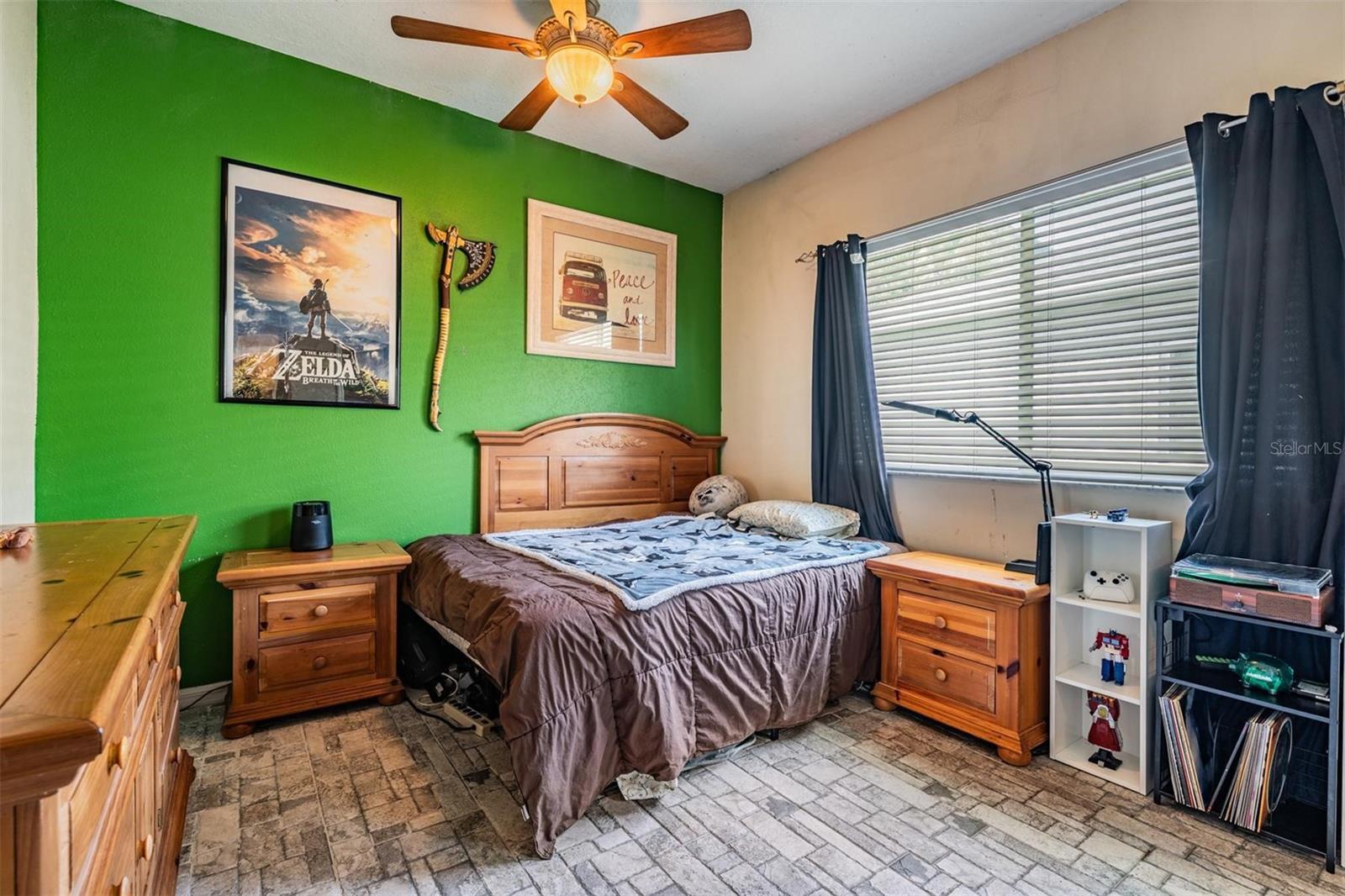 Image 20 of 49 For 15922 Muirfield Drive