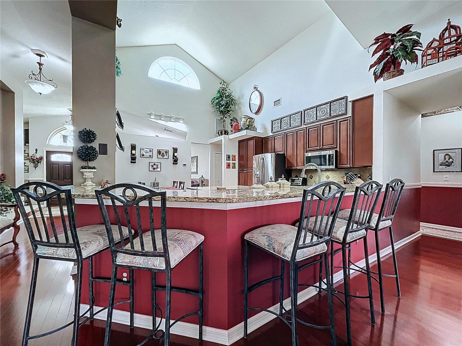 Image 18 of 50 For 22707 Laureldale Drive