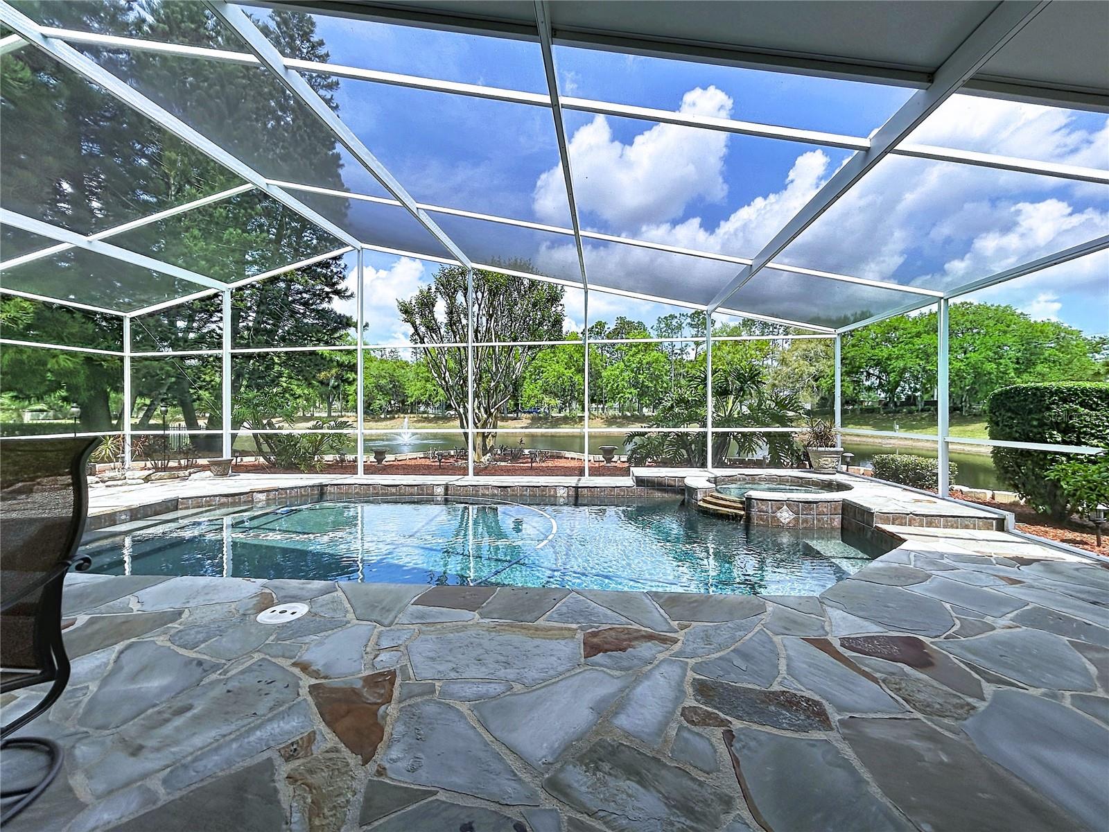 Image 24 of 50 For 22707 Laureldale Drive