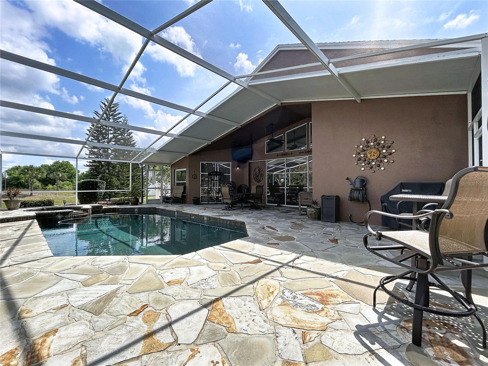 Image 27 of 50 For 22707 Laureldale Drive