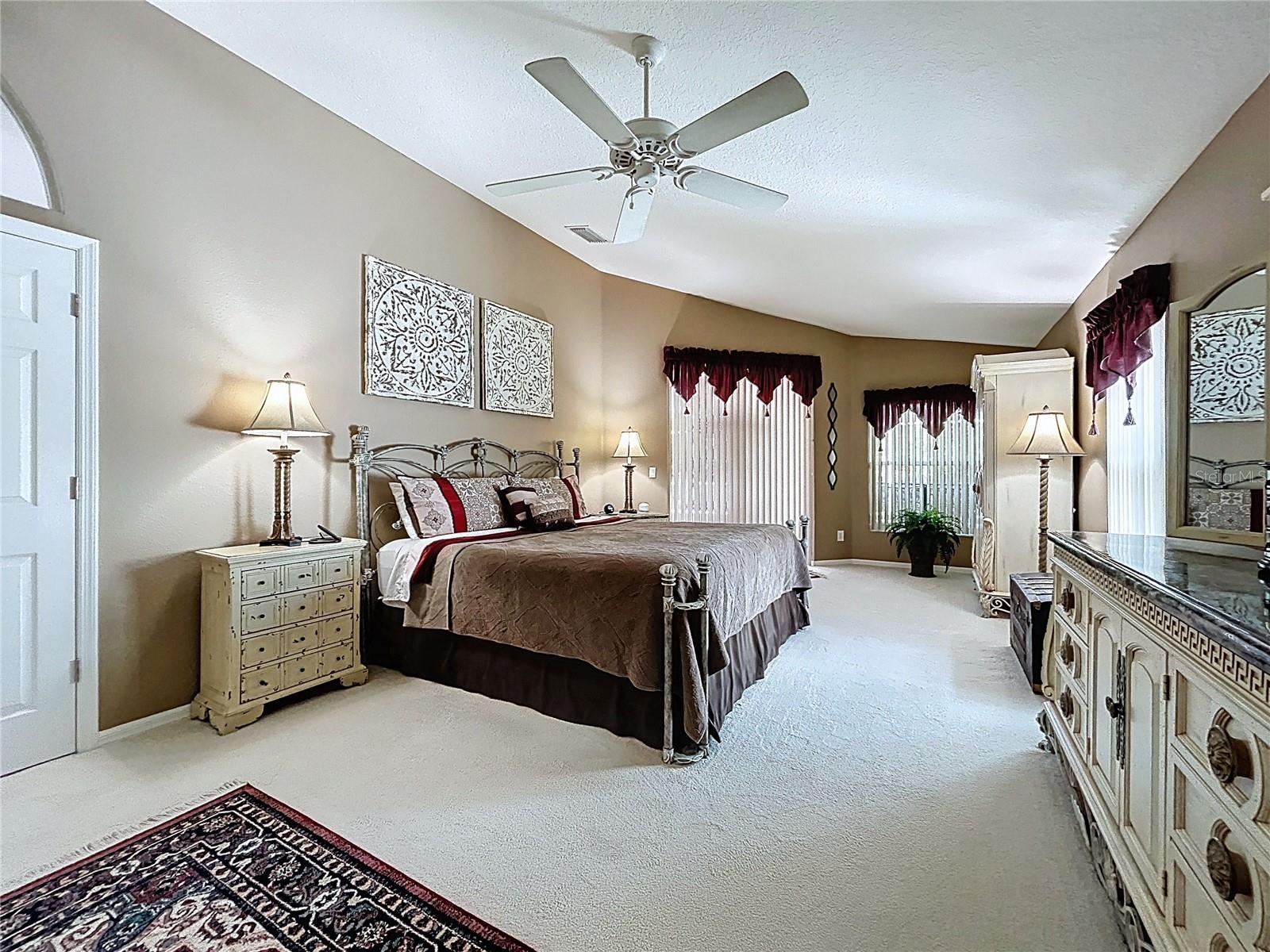 Image 29 of 50 For 22707 Laureldale Drive