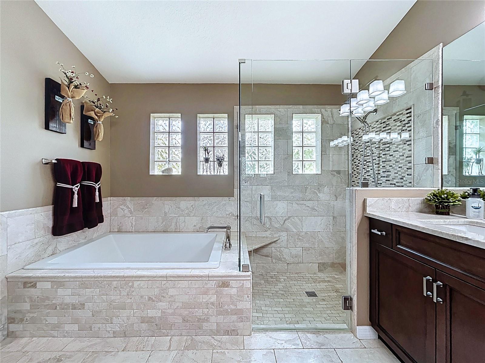 Image 32 of 50 For 22707 Laureldale Drive