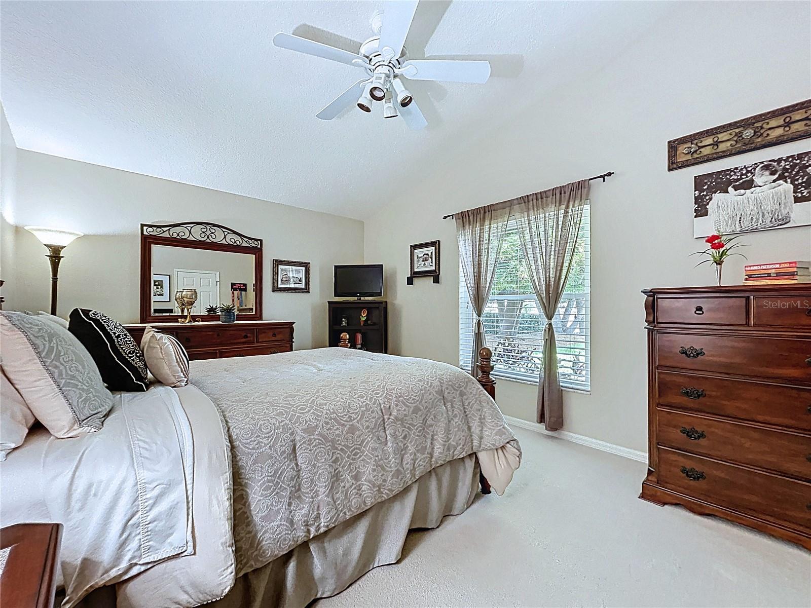 Image 35 of 50 For 22707 Laureldale Drive