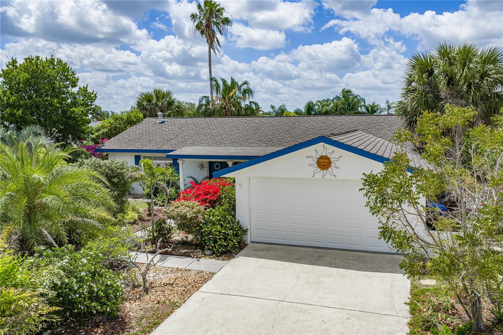 Image 2 of 55 For 906 Sago Palm Way