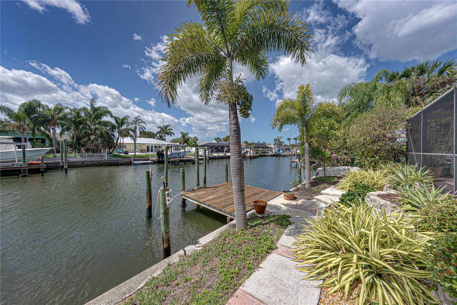 Image 44 of 55 For 906 Sago Palm Way