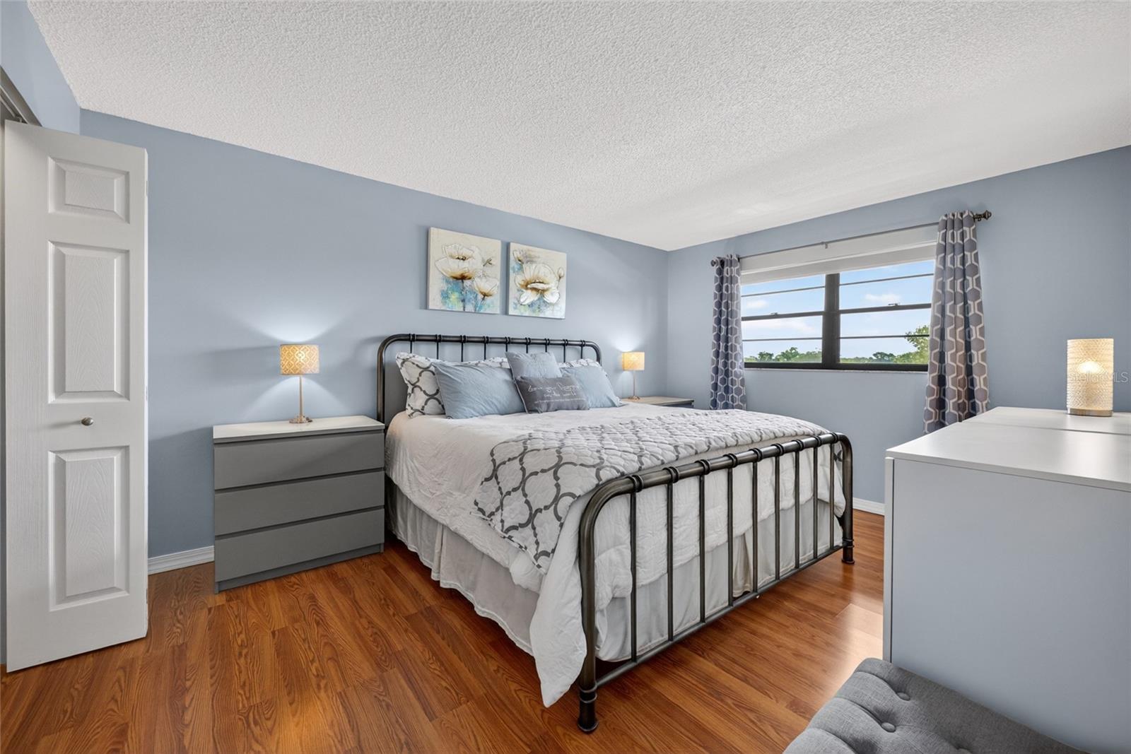 Image 15 of 32 For 6080 80 Street N 409