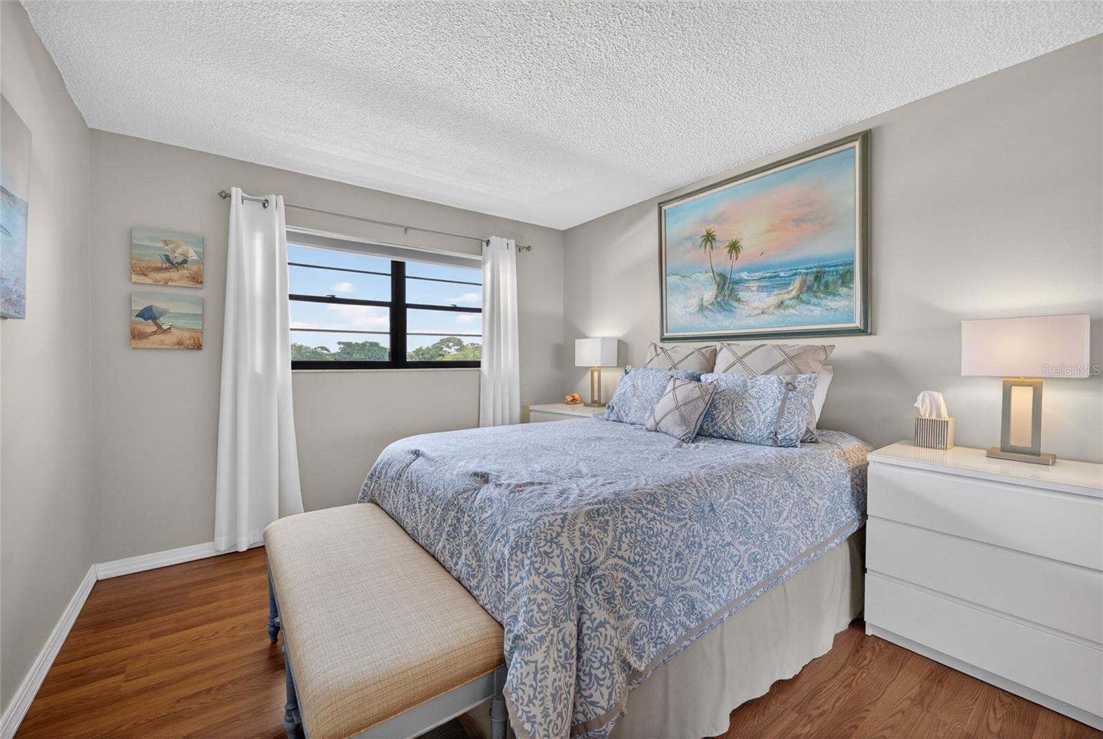 Image 21 of 32 For 6080 80 Street N 409