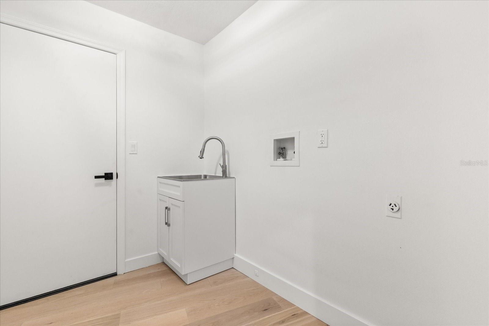 Image 18 of 39 For 3262 Westcott Court