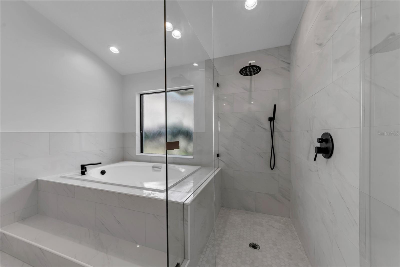 Image 30 of 39 For 3262 Westcott Court