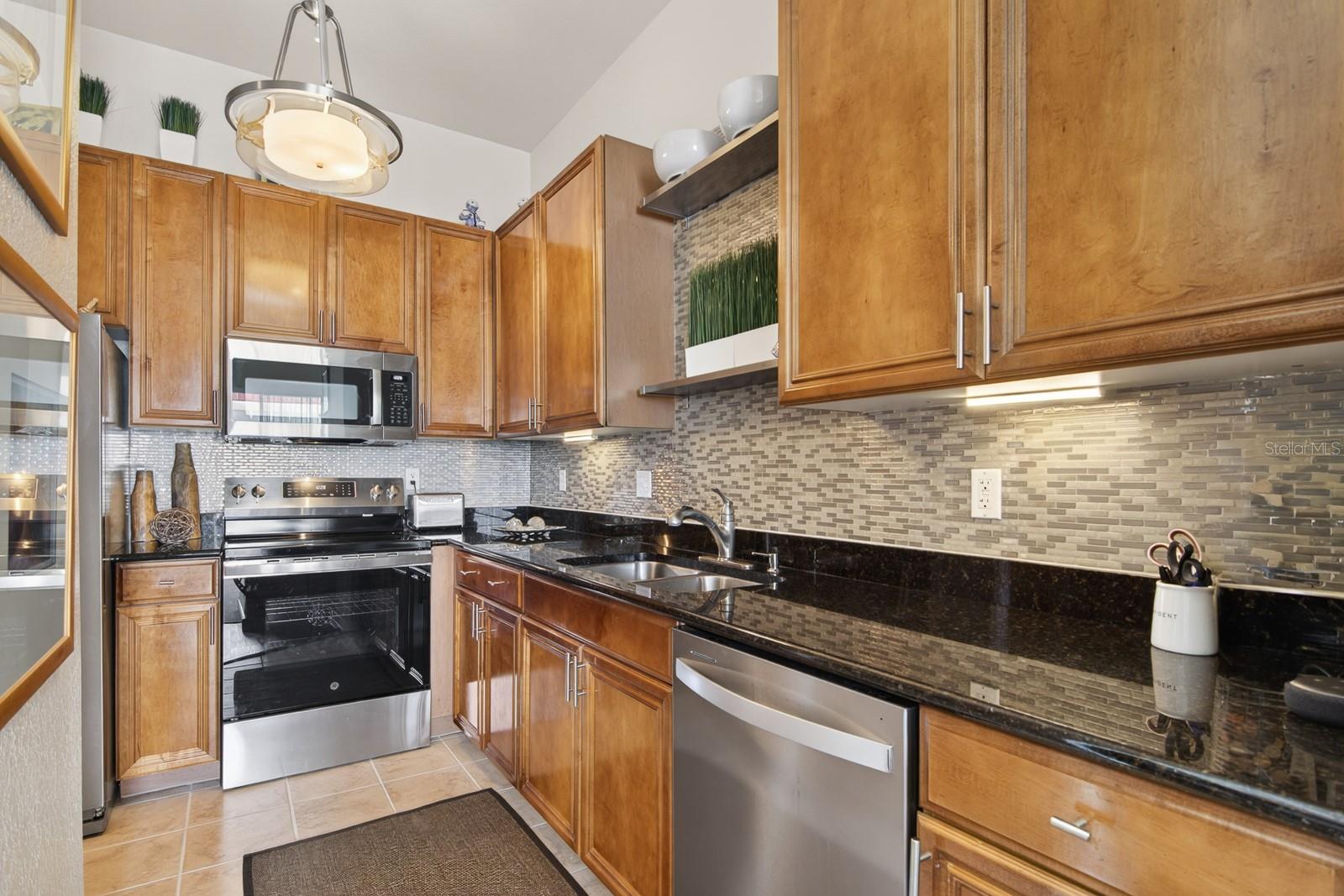 Image 12 of 43 For 700 Harbour Island Boulevard 810