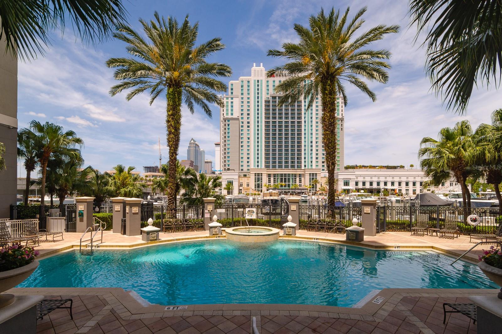 Image 2 of 43 For 700 Harbour Island Boulevard 810