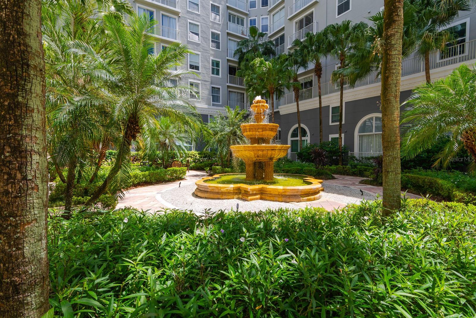 Image 28 of 43 For 700 Harbour Island Boulevard 810