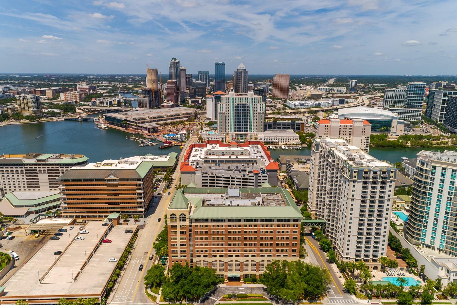 Image 42 of 43 For 700 Harbour Island Boulevard 810