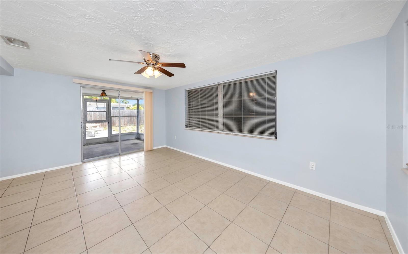 Image 14 of 31 For 5804 Bantam Avenue