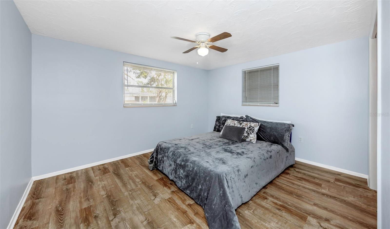 Image 23 of 31 For 5804 Bantam Avenue