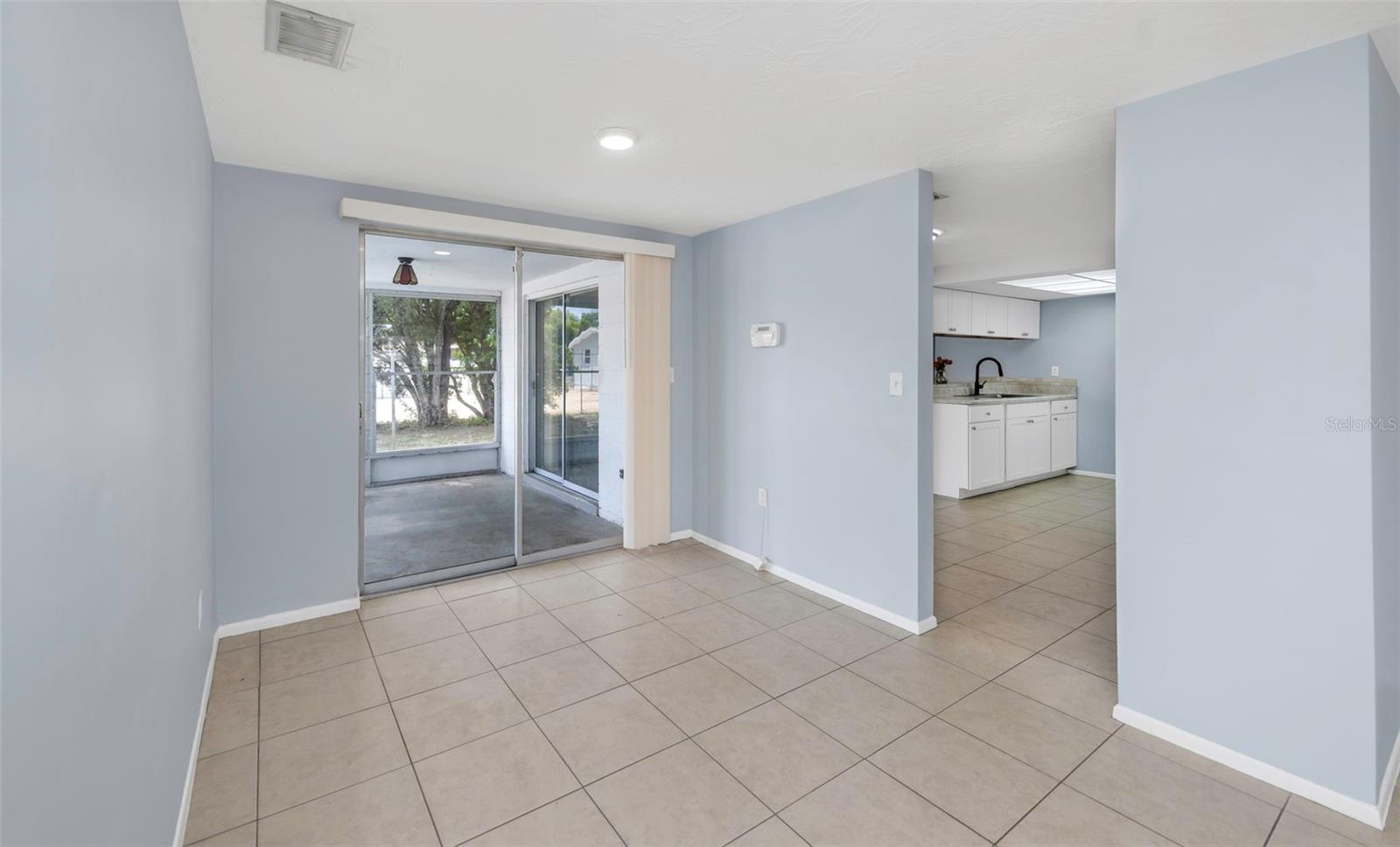 Image 4 of 31 For 5804 Bantam Avenue