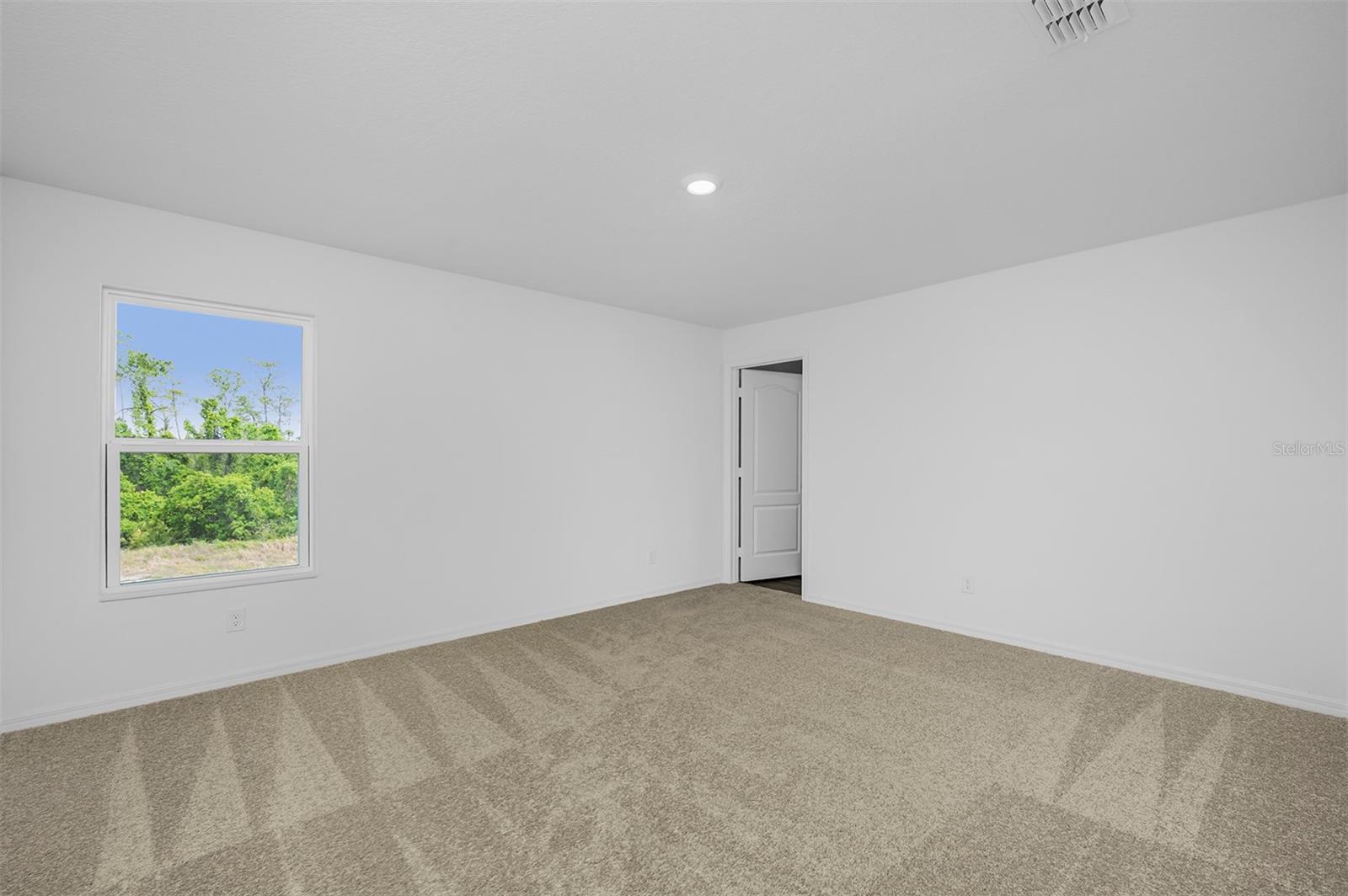 Image 13 of 20 For 564 Bay Leaf Drive