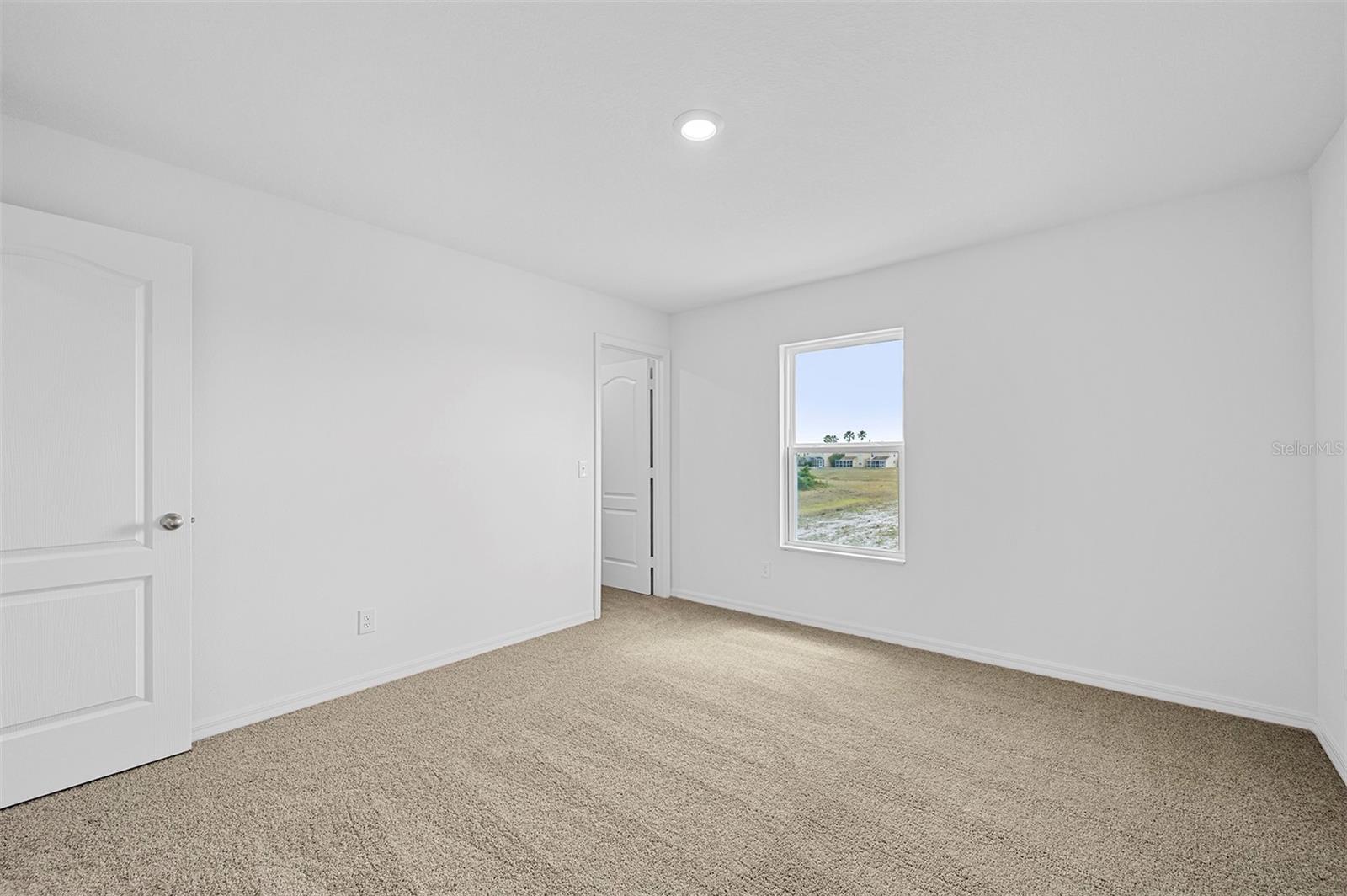 Image 16 of 20 For 564 Bay Leaf Drive