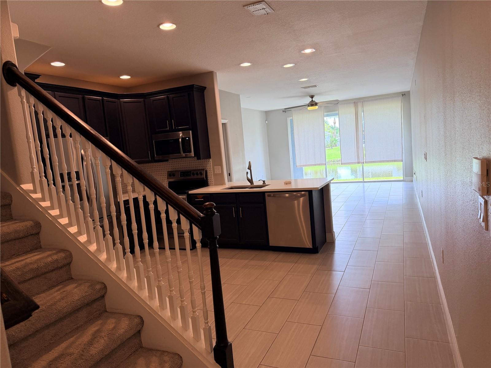 Image 4 of 23 For 10321 Willow Leaf Trail