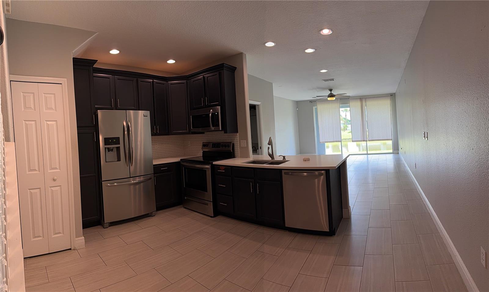 Image 5 of 23 For 10321 Willow Leaf Trail