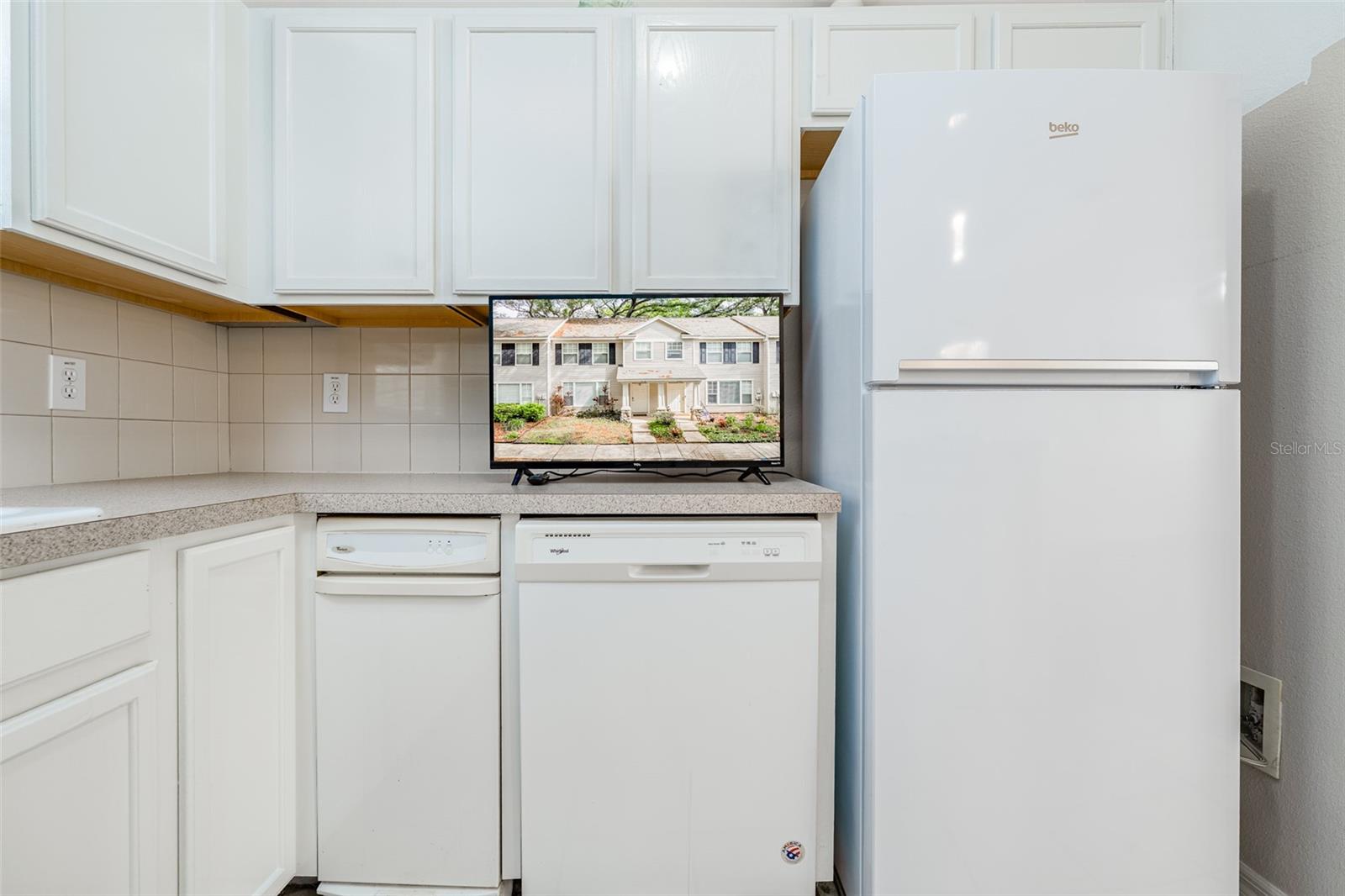 Image 11 of 30 For 2118 Golden Oak Ln