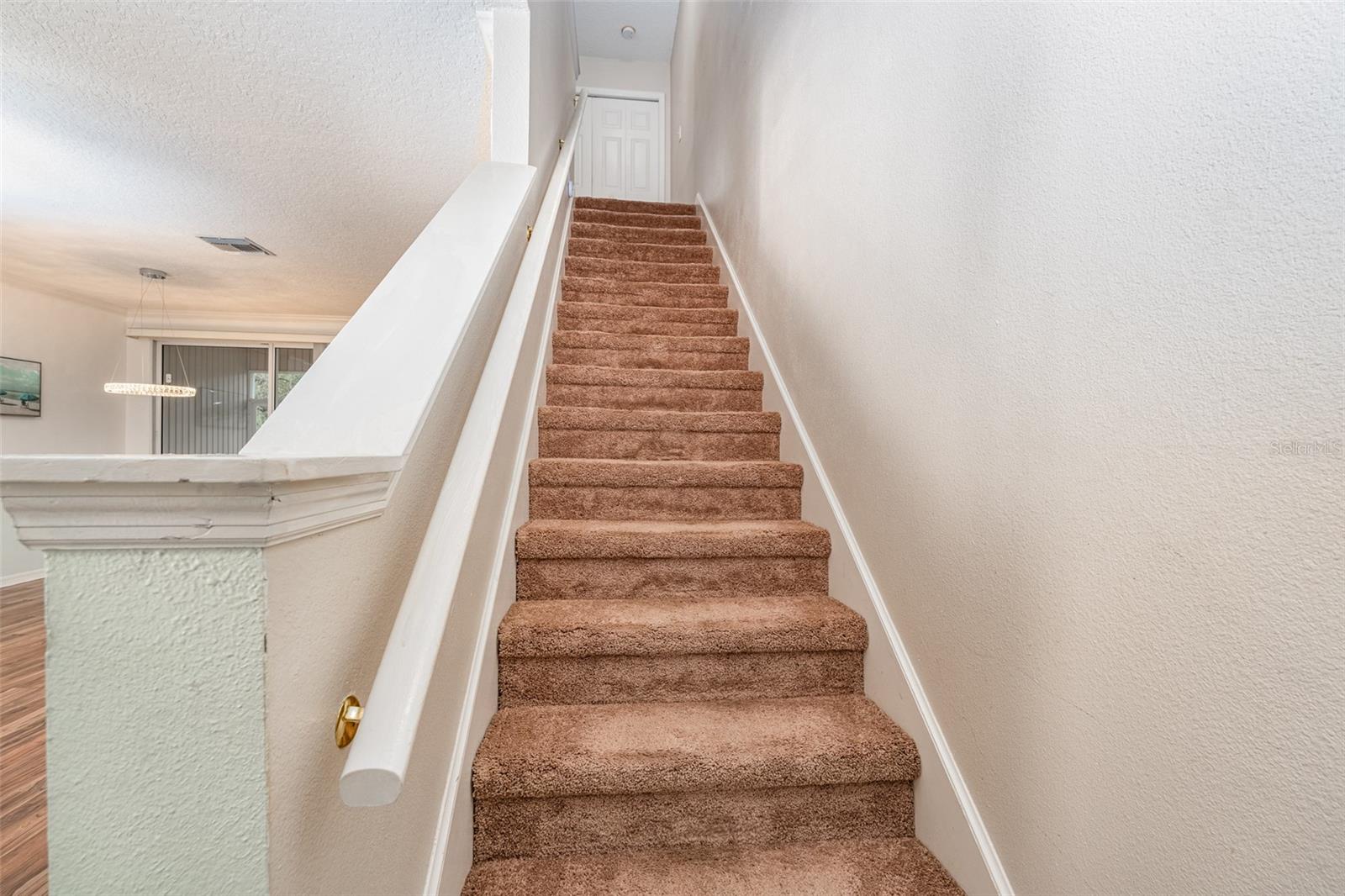 Image 15 of 30 For 2118 Golden Oak Ln